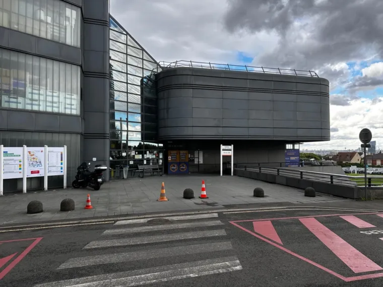Taxi pour transfert vers Hôpital Paul à Le Kremlin Bicêtre depuis L’Isle-Adam , Persan, Le taxi du Val d'Oise